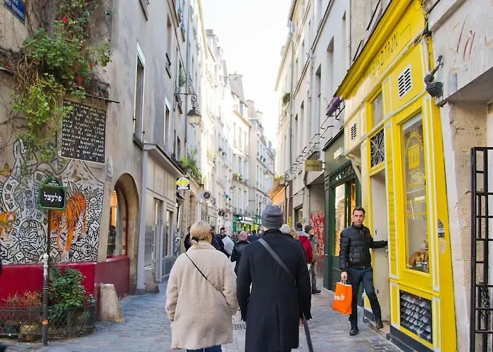 Charming Apartment Rue Des Rosiers