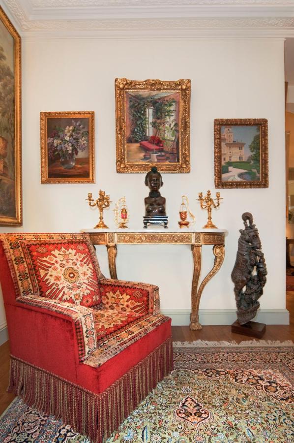 Champs-élysées Luxury Champagne Haven Apartment