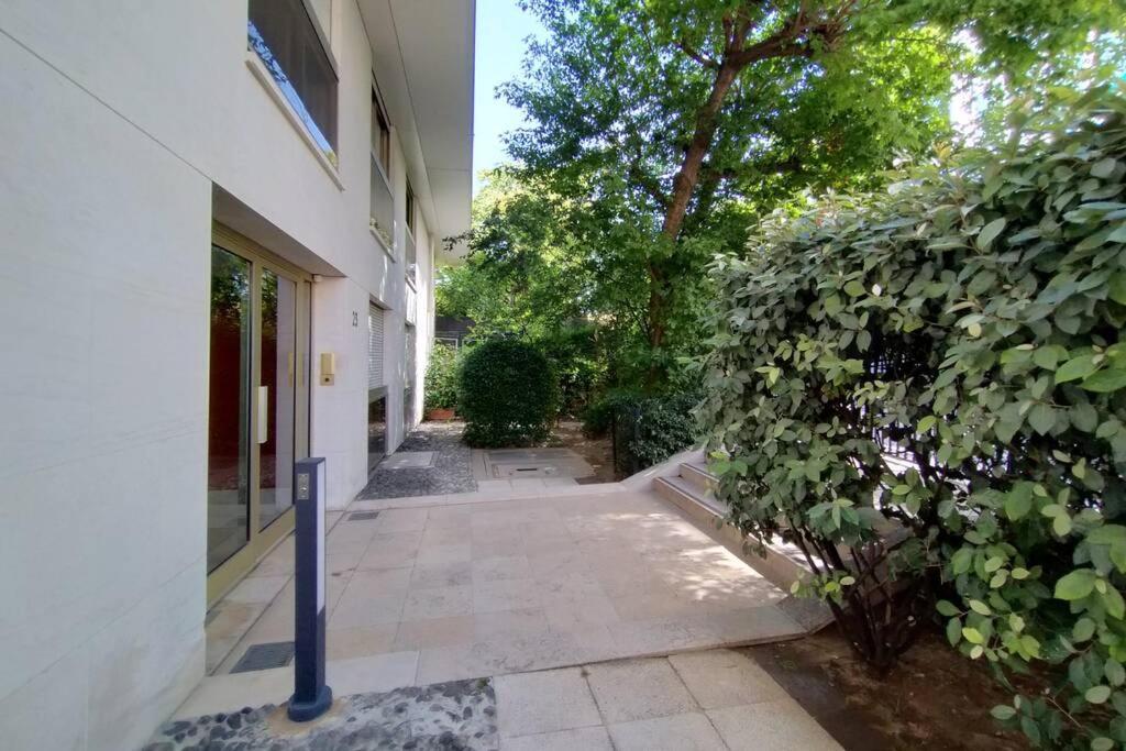 Apartment Chic Studio Champs-elysees Paris