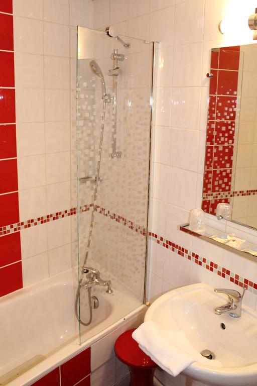 Kyriad 13 - Italie Gobelins Hotel 3*