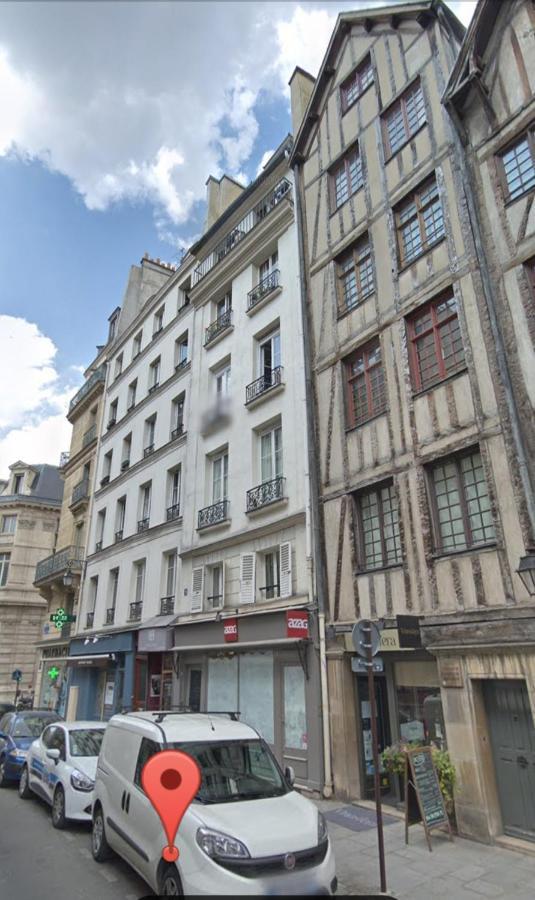 9 Rue François Miron