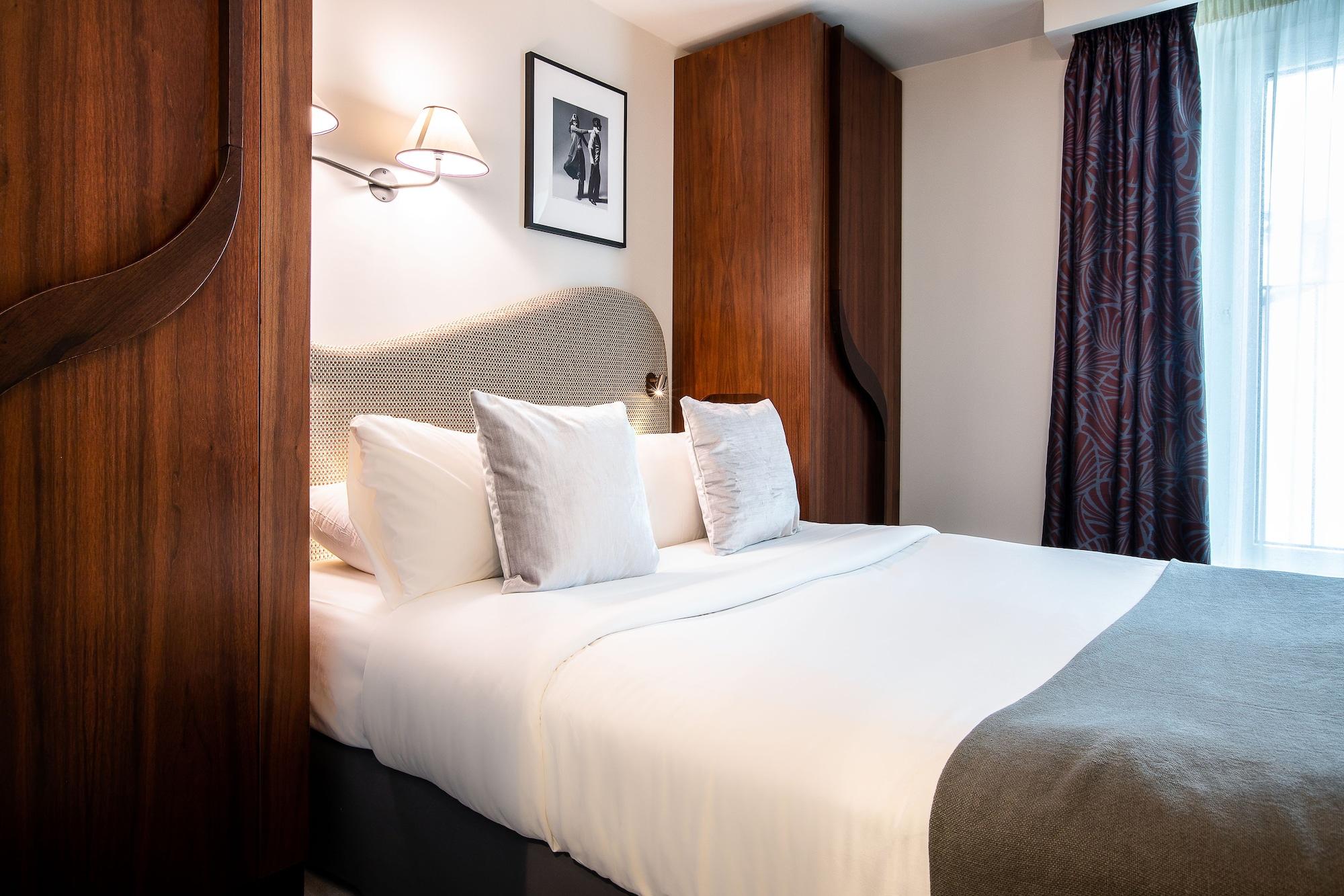Belloy Saint Germain Hotel