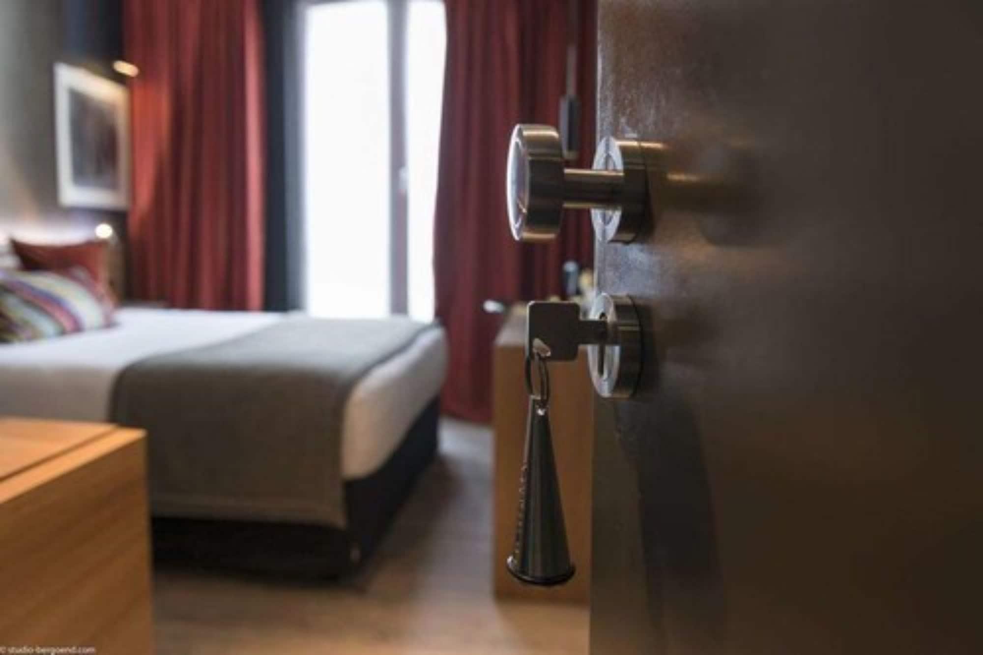 Fred Hotel 3*
