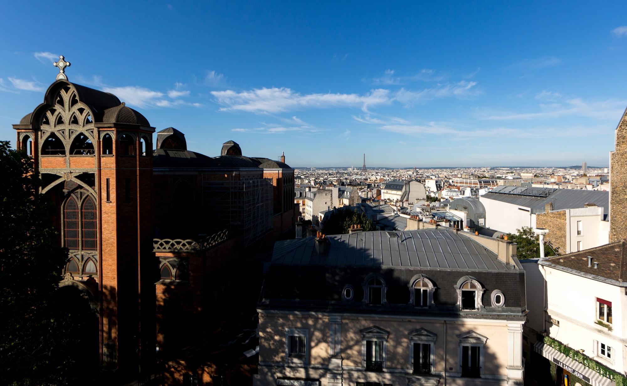 Regyn's Montmartre 2*