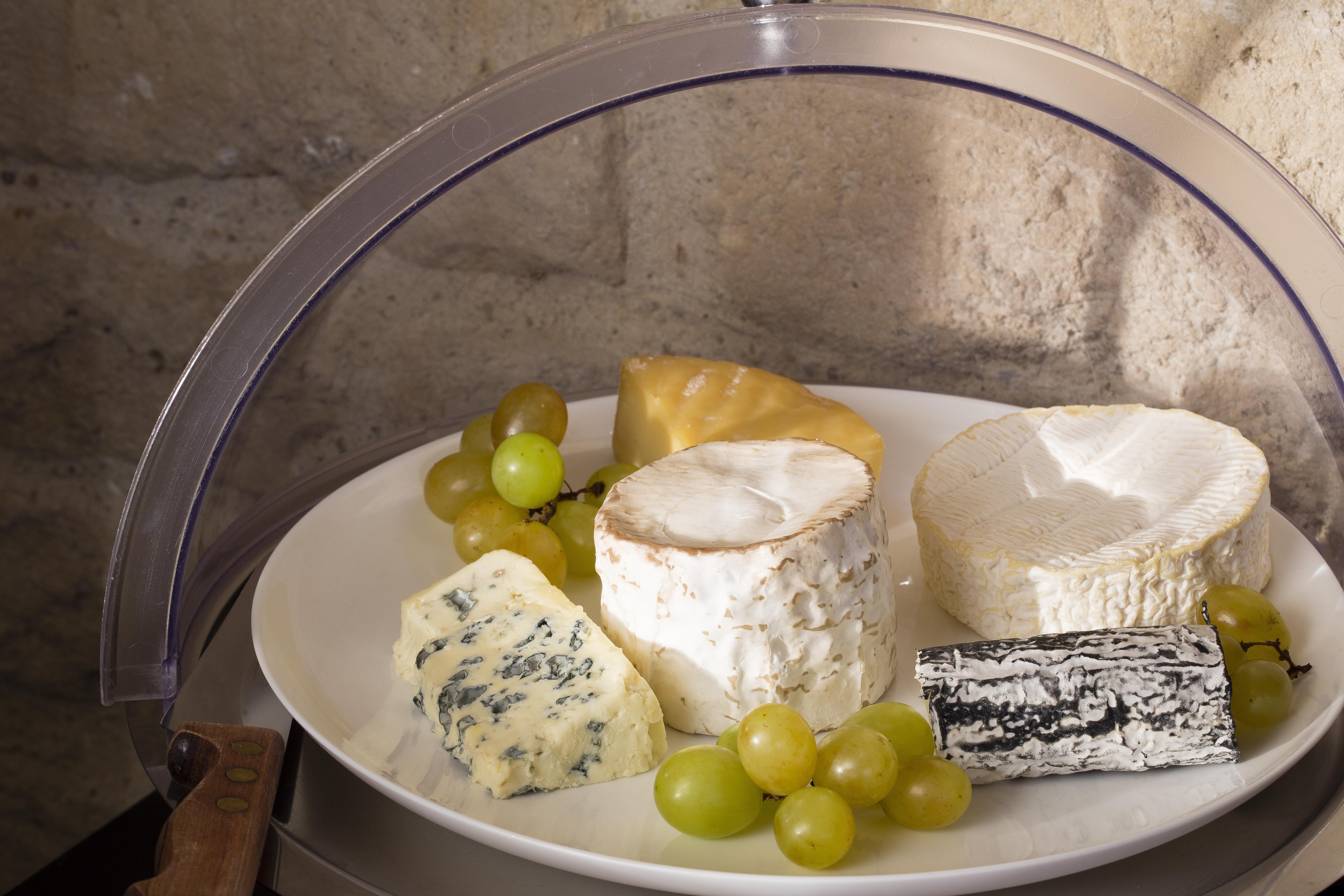& De Latour Maubourg Paris