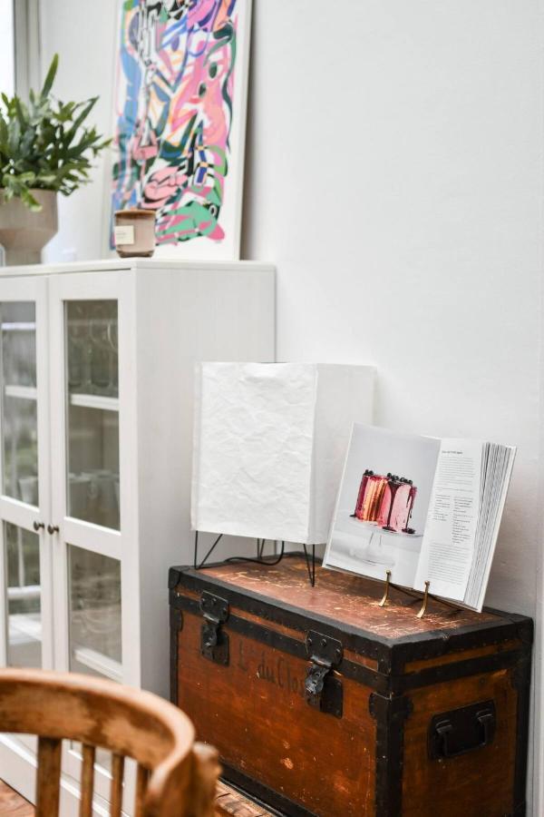 Hsh Bachelet-montmartre Sacre-coeur Cosy 1br-4p Apartment *