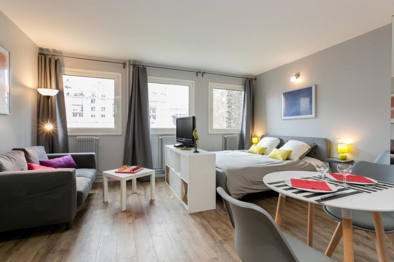 Apartamento Nicely Decorated Modern Studio Near The Eiffel Tower - - Welkeys Paris