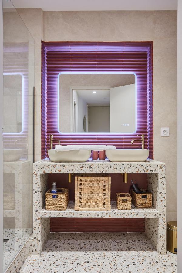 Apartment Notre Dame De By Studio Prestige