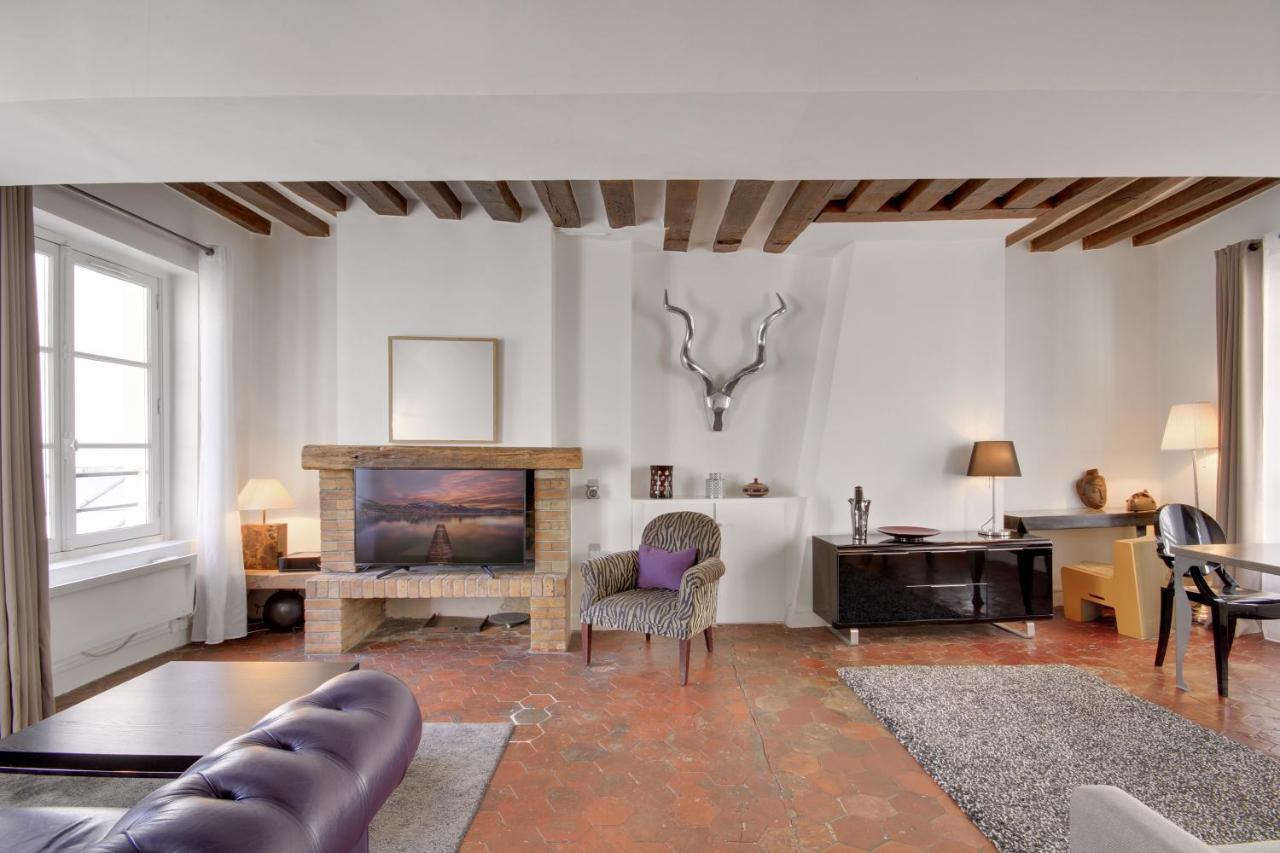 Services - Du Louvre Appartement *