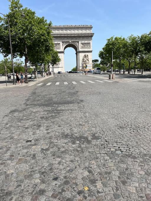 Amazing 1 Bedroom, 30sec From Arc De Triomphe Paris