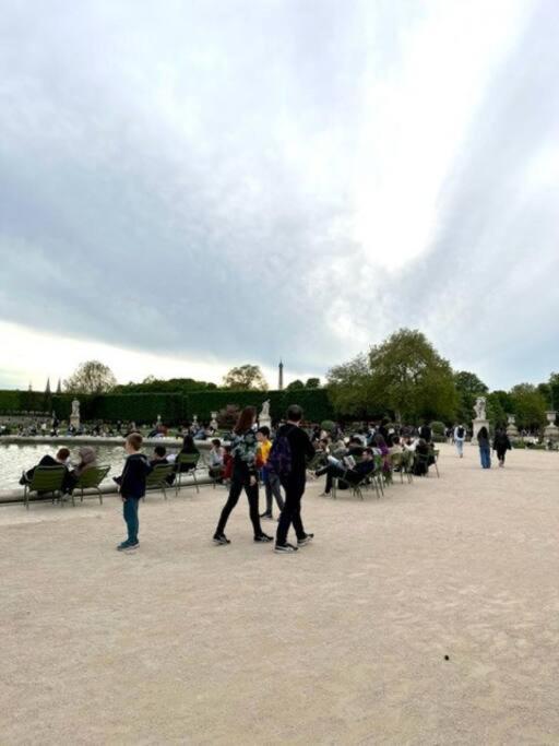 Enjoy Paris