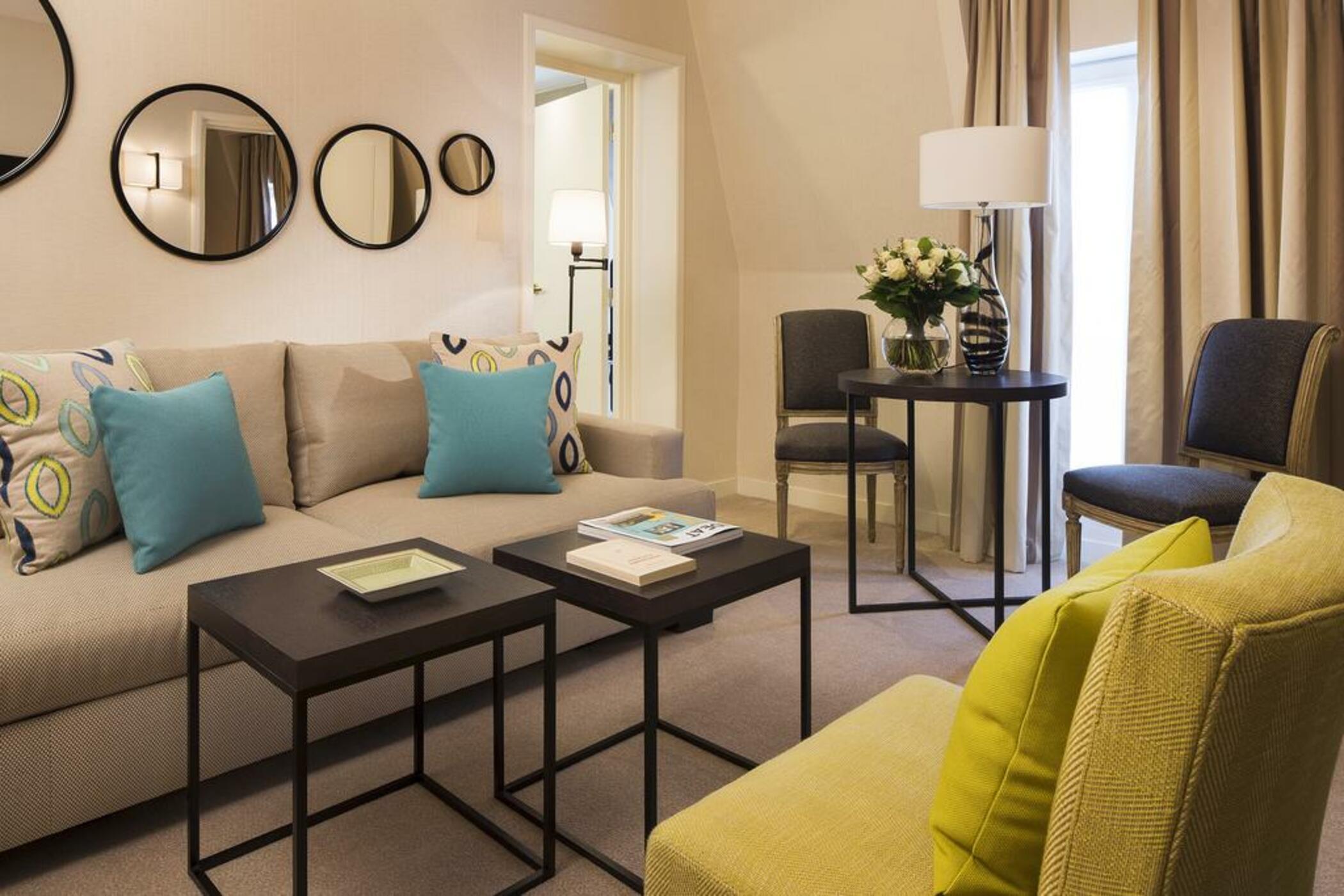 Balmoral Champs Elysees Hotel 4*