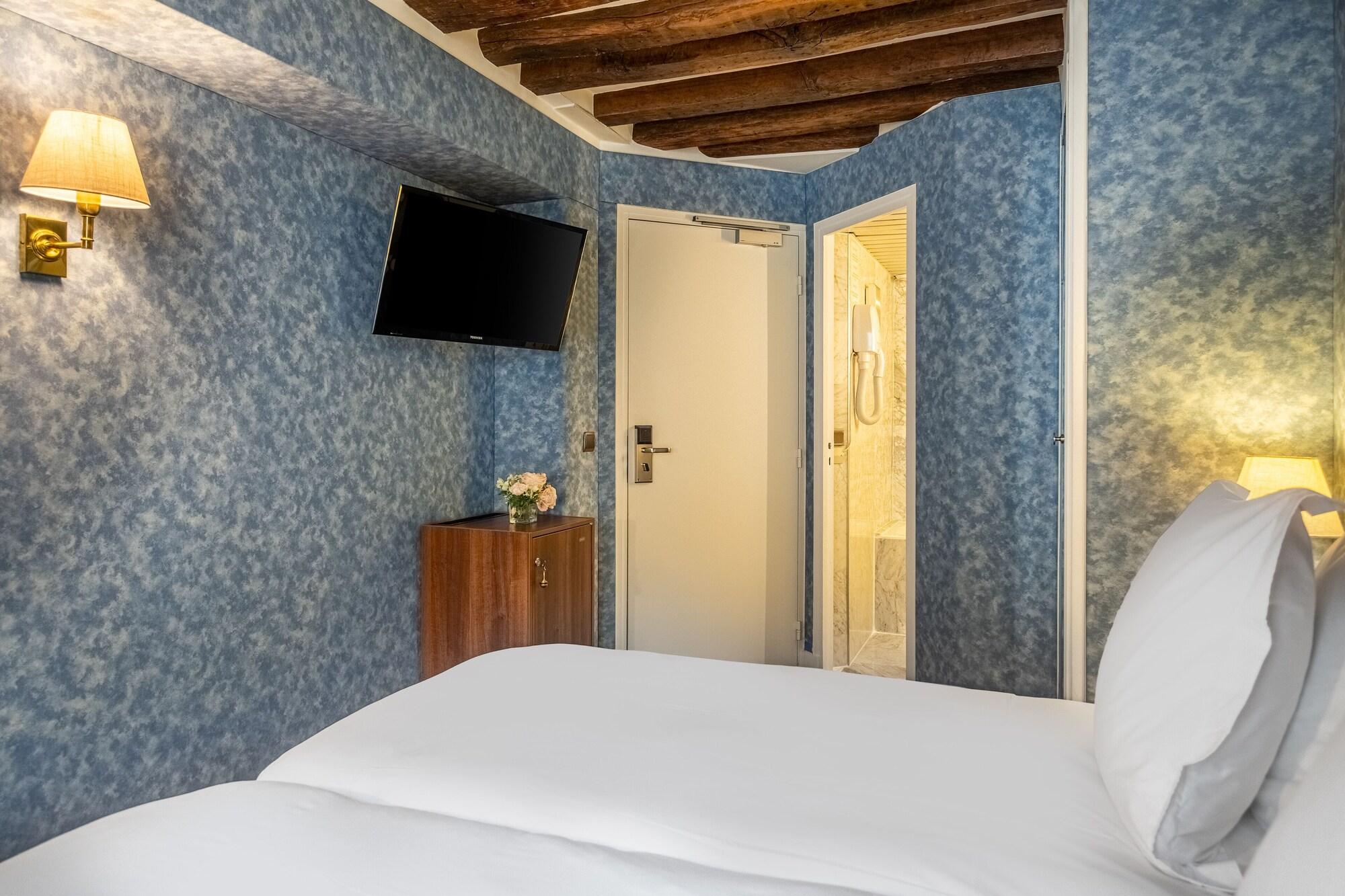 Hotel Baudelaire Opera