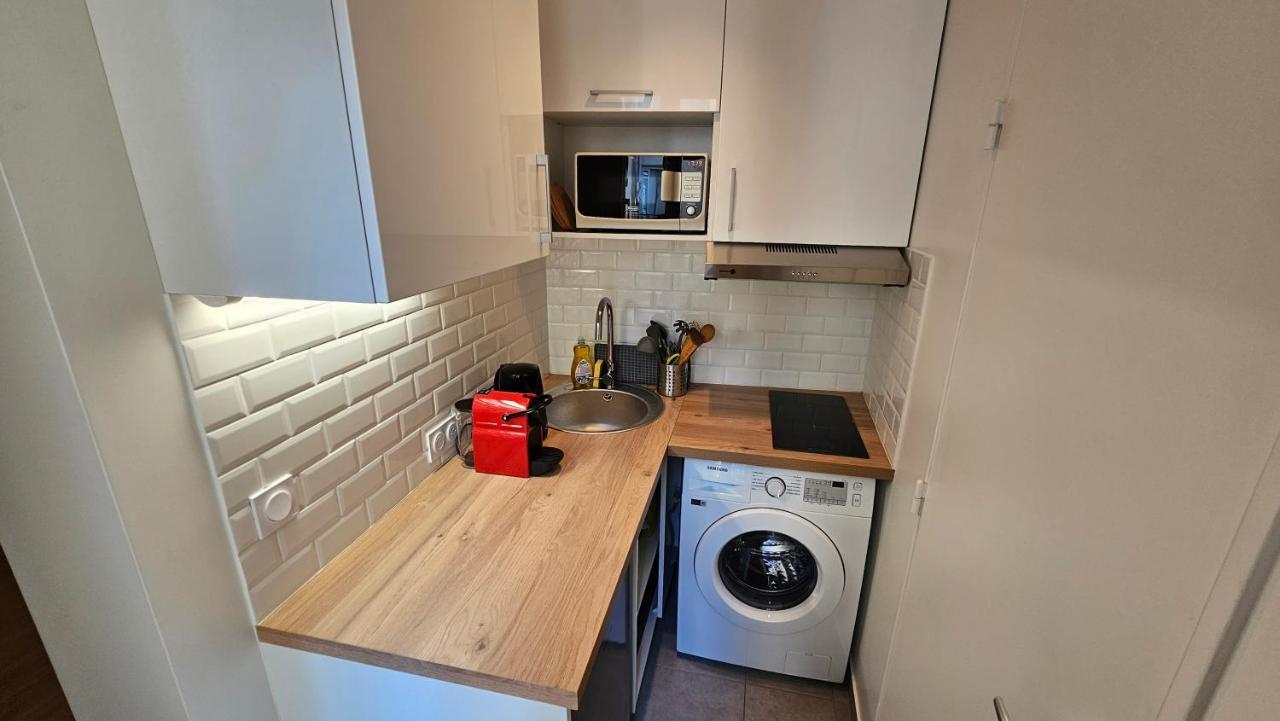 Fantastic Renovated Studio In *