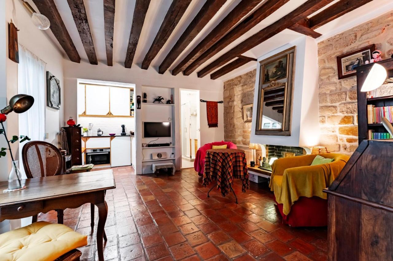 Veeve - Rustic Allure