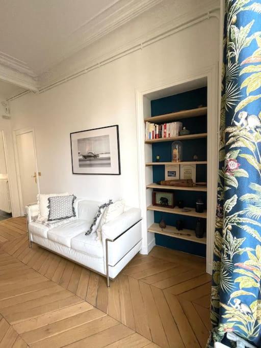 Brand New Flat In * Paris