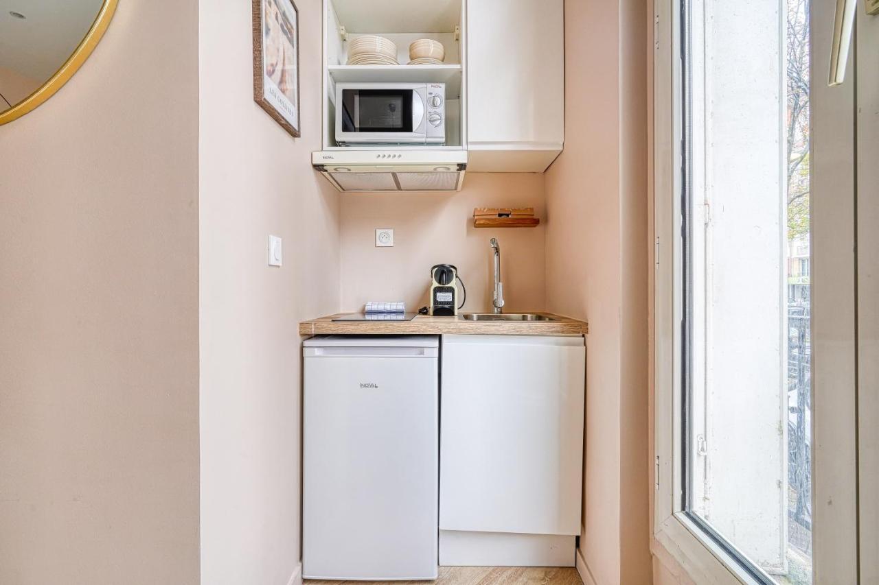 Appartement Place Du Marechal Juin - Gourgaud Paris