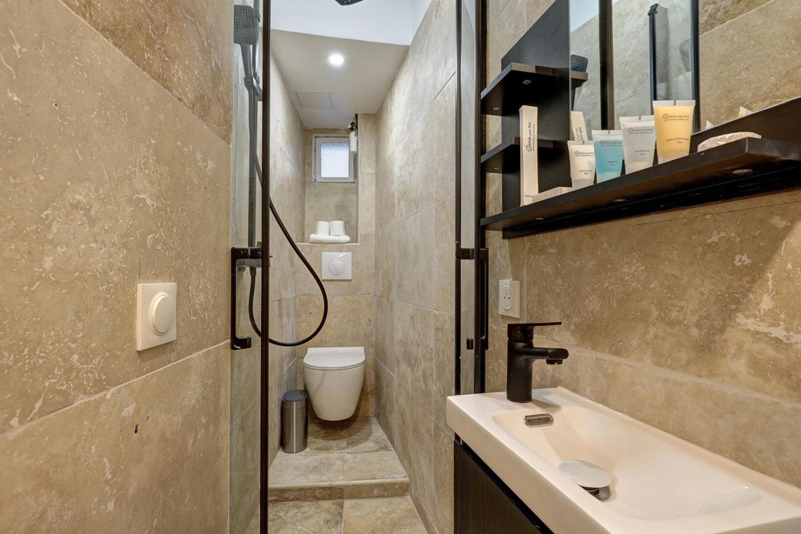 674 Square Mozart - Superb Studio In *