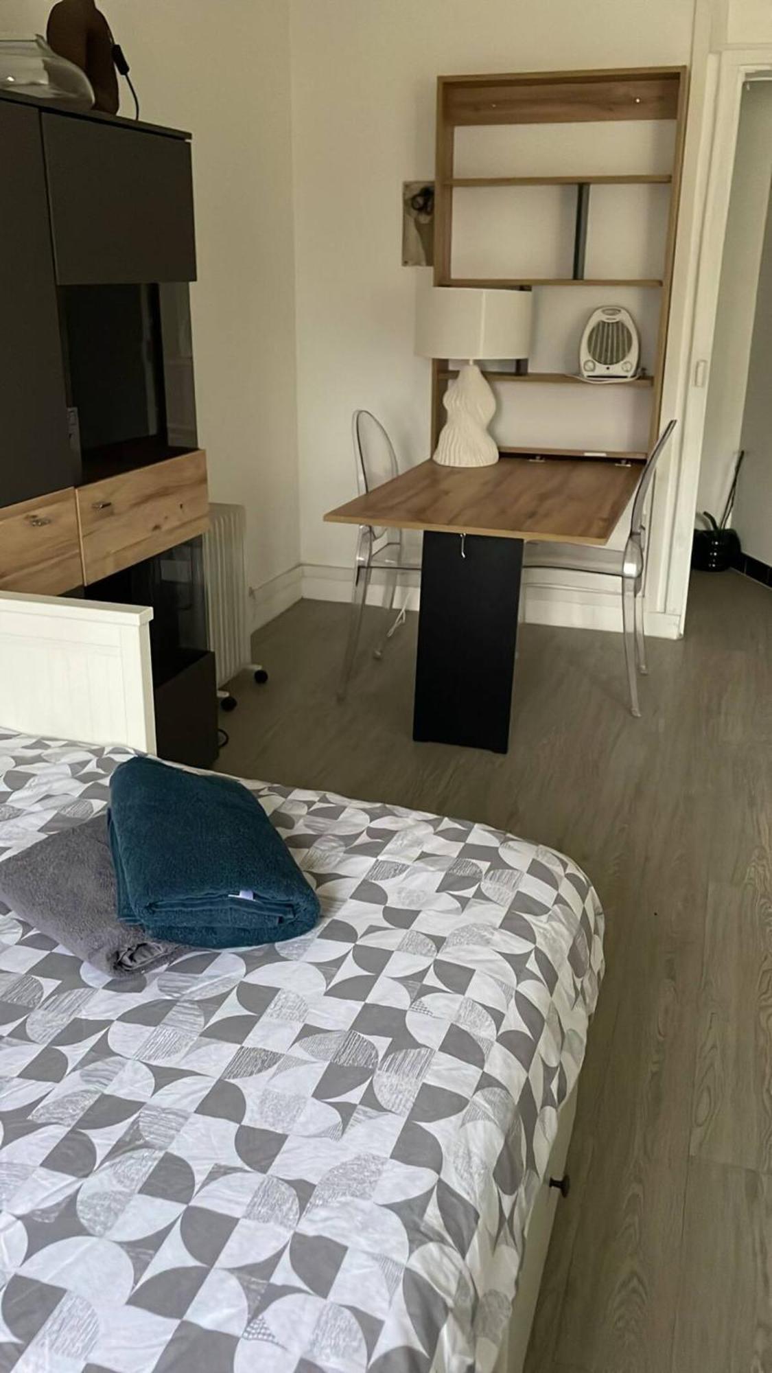 Guest Nearby Champs Elysees Apartamento