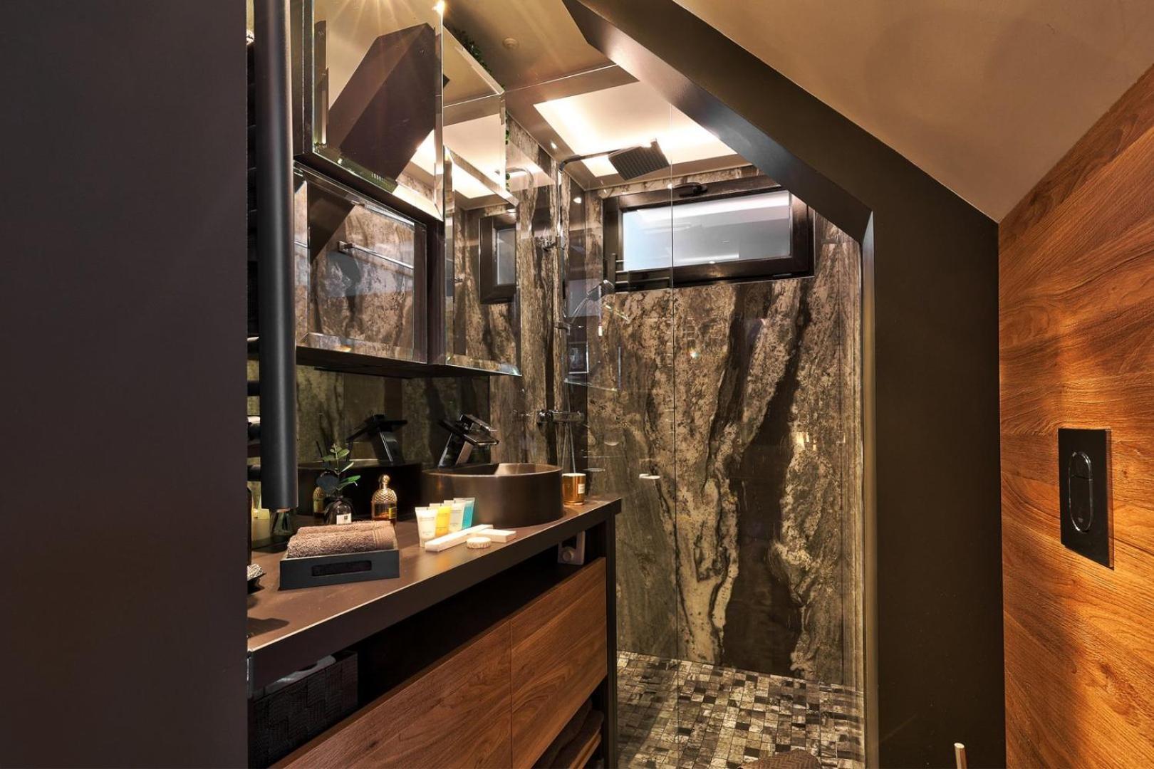 664 Deligny - Superb In Apartment