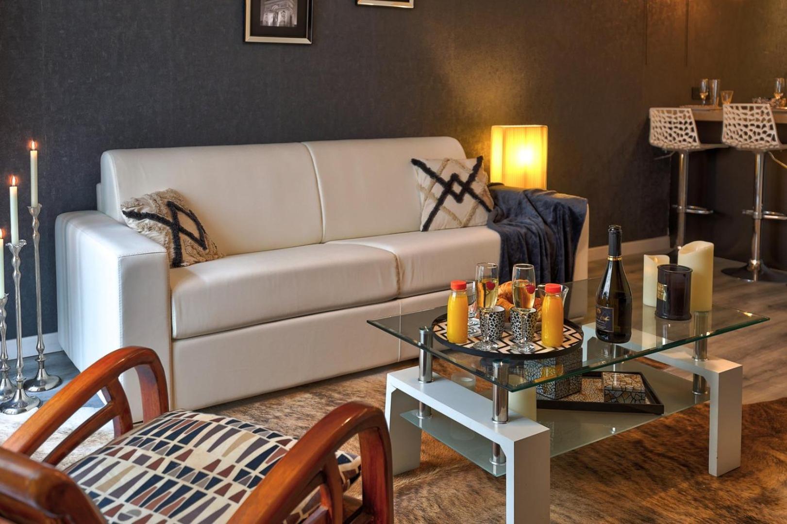 664 Deligny - Superb In * Paris