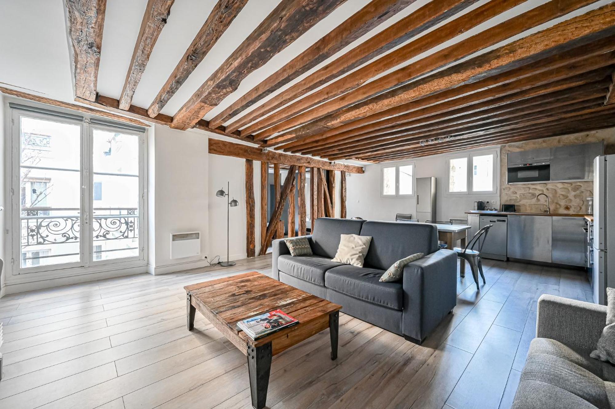 Grand 2 Pieces Typique Du Marais Apartment *