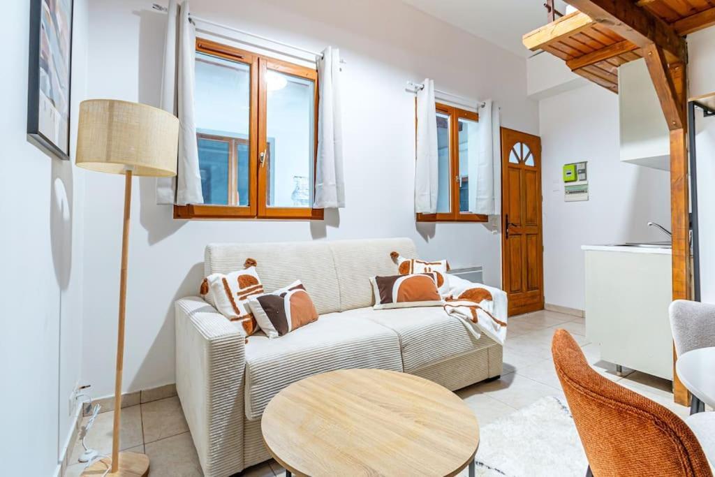 Apartment Avenue Philippe Auguste *