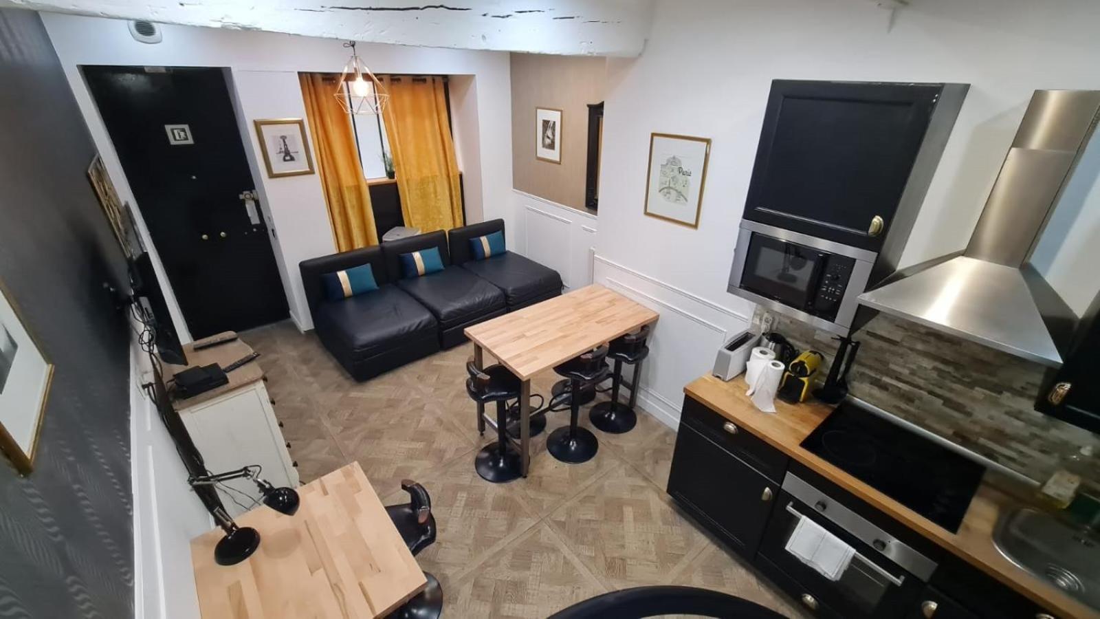 Apartment 32 Atelier Fashion Paris