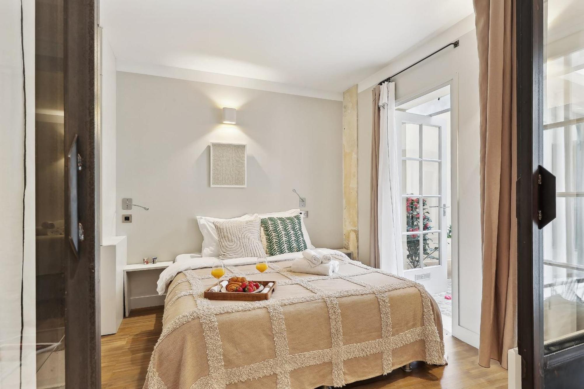 Appartement Le Marais & Place Des Vosges - Cityapartmentstay