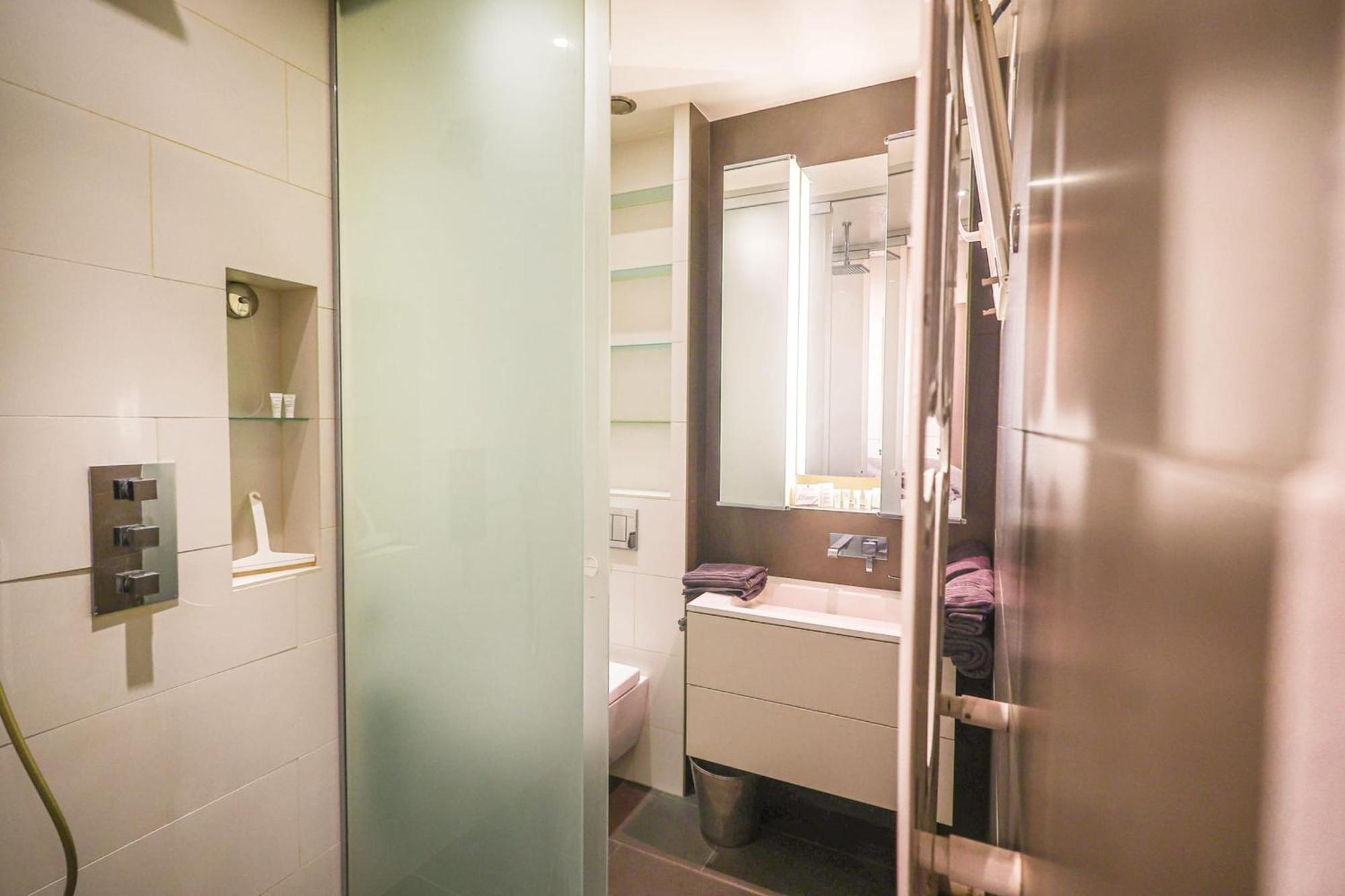 Appartement Elegant Climatise De 65 M2 Avec 2 Ch Paris