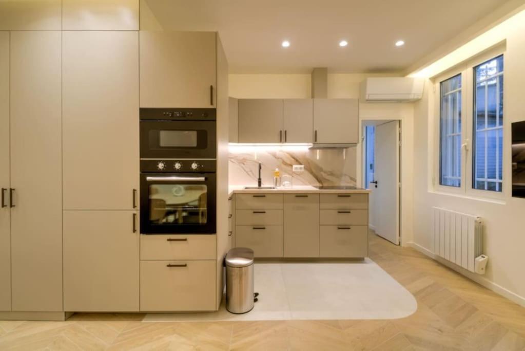 Apartment Jardin - Jacuzzi - En Paris
