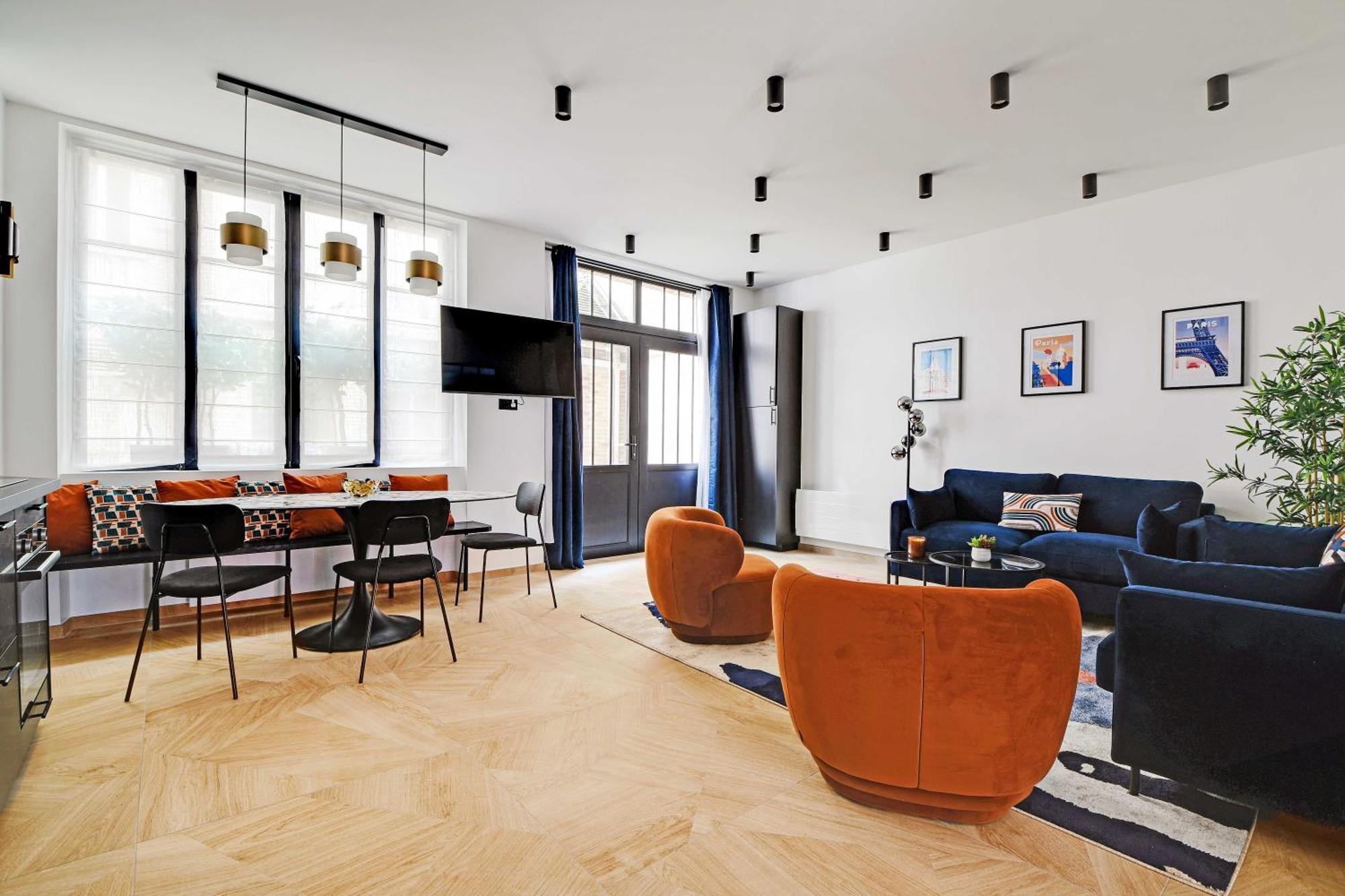 Elegant - 3br-7p - Moulin Rouge Apartment *