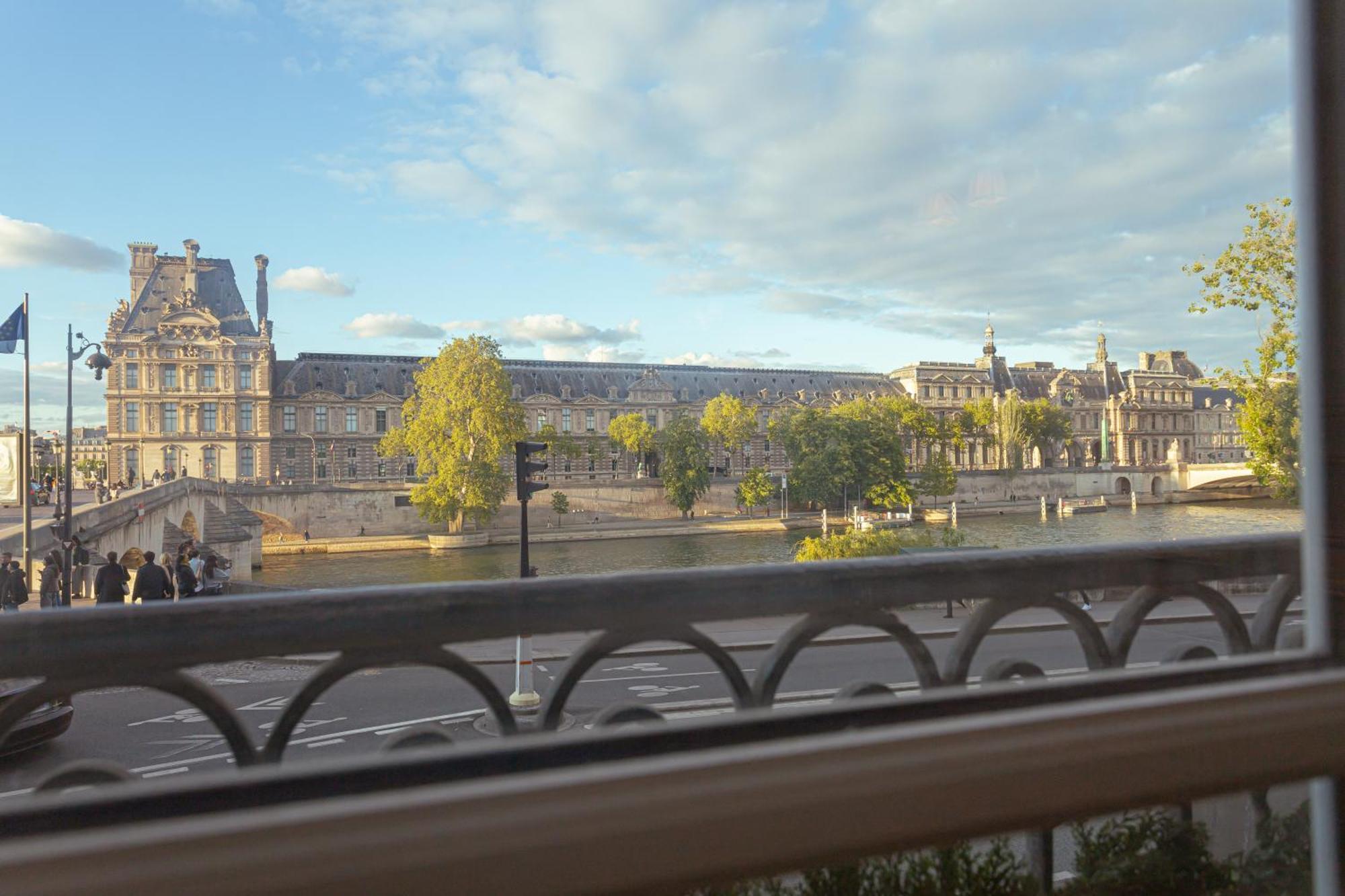 Vue Louvre Et Seine Apartamento Paris