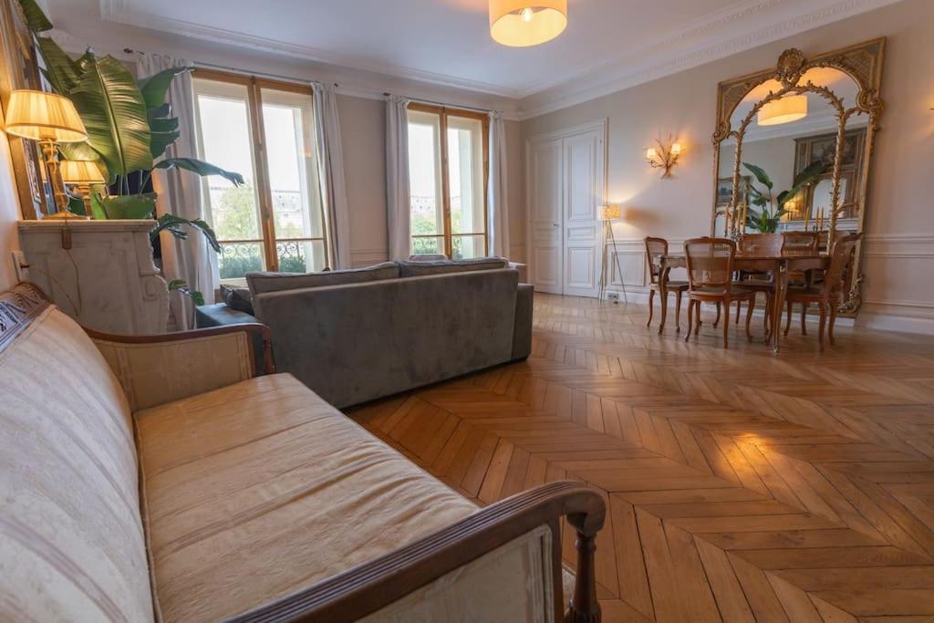 Vue Louvre Et Seine Apartamento