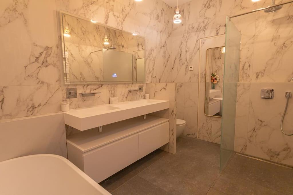 Vue Louvre Et Seine Apartamento *