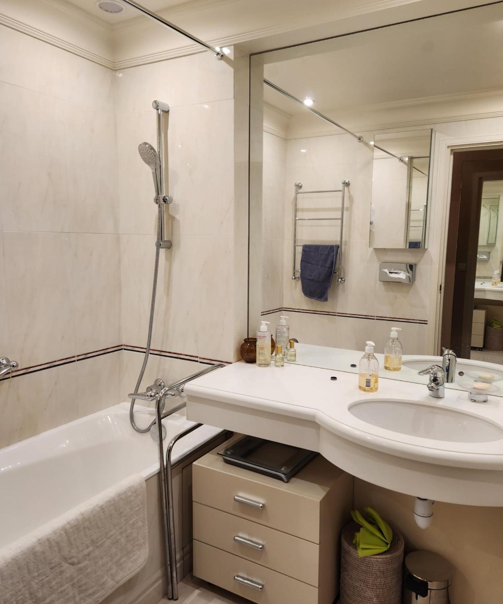 Apartment Tour Eiffel Dupleix Paris