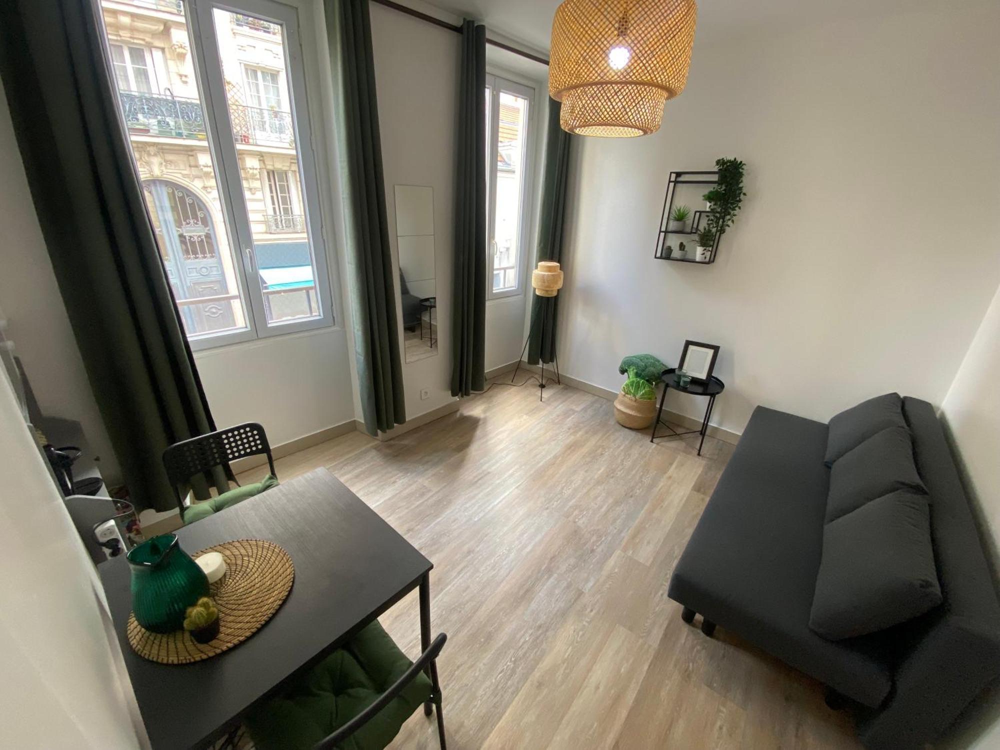 Appartement Charmant Studio Au Coeur De Paris
