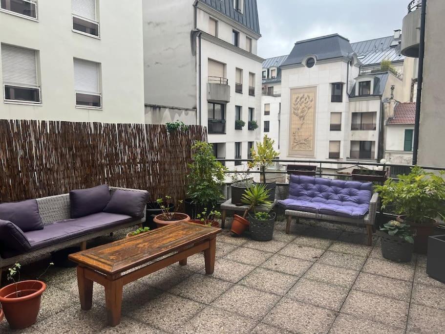 Cosy With Terrace Apartamento