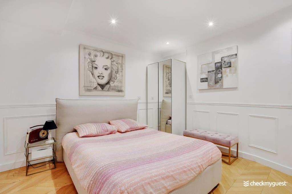 Apartment Luxury Apartment 4Pers George V - Four Seasons Area Paris