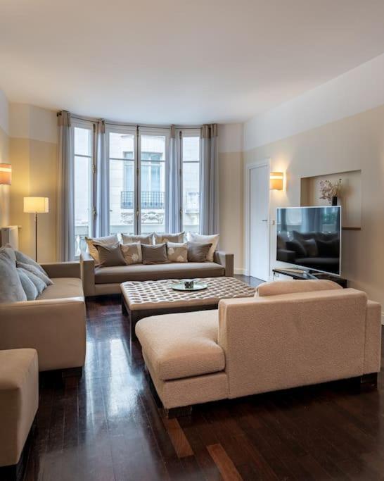 Apartment Joie Messine - Parc Monceau - Champs-elysees
