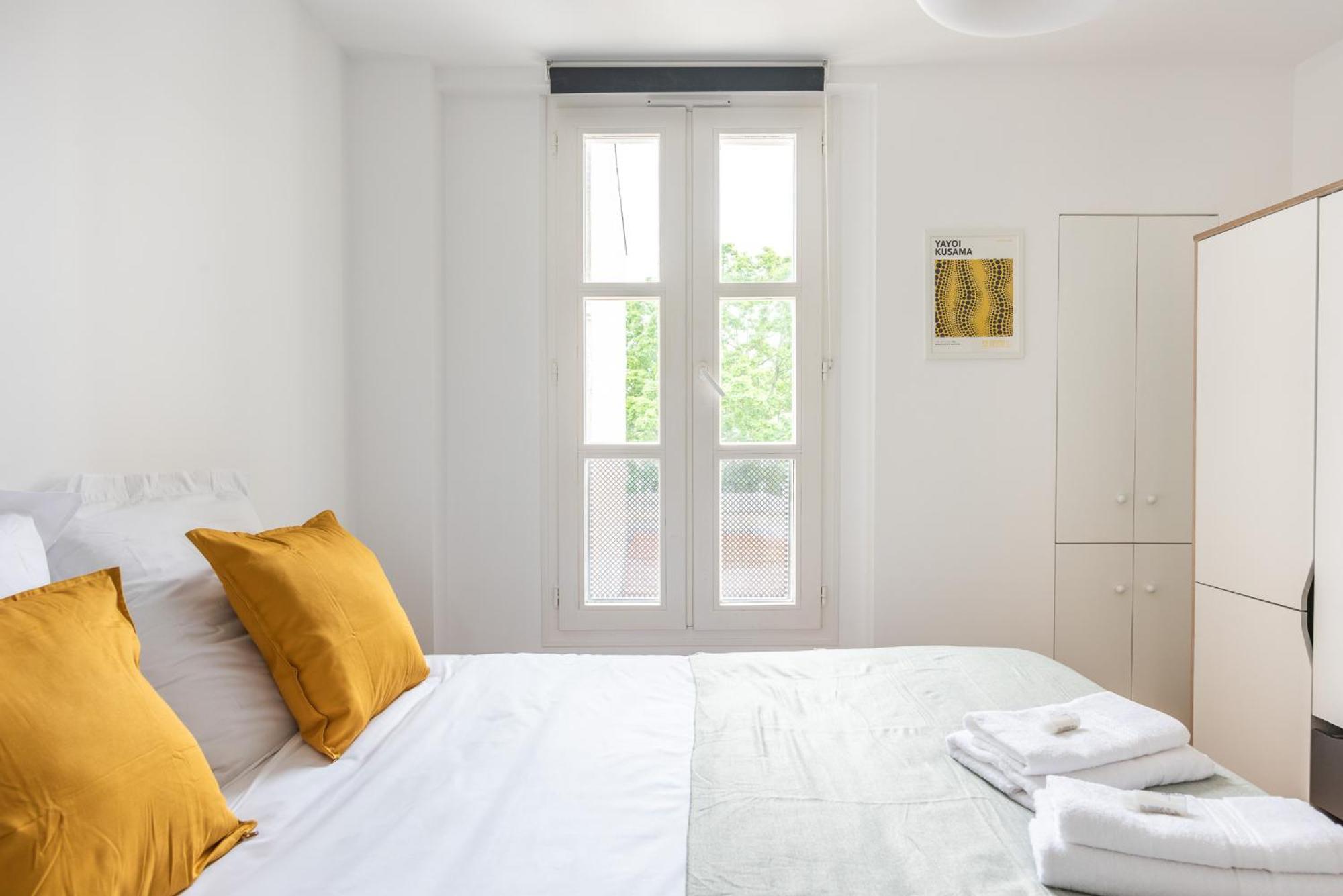 Design - 6 Guests - Buttes Chaumont Apartment