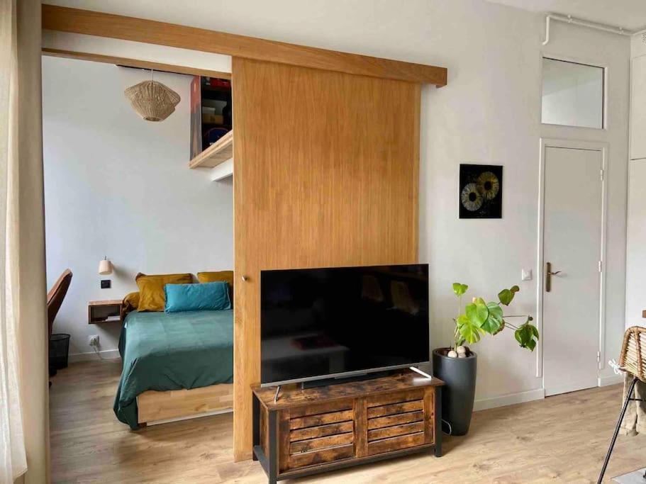 Un Petit Cocon En Plein Coeur Du 11eme Apartment Paris