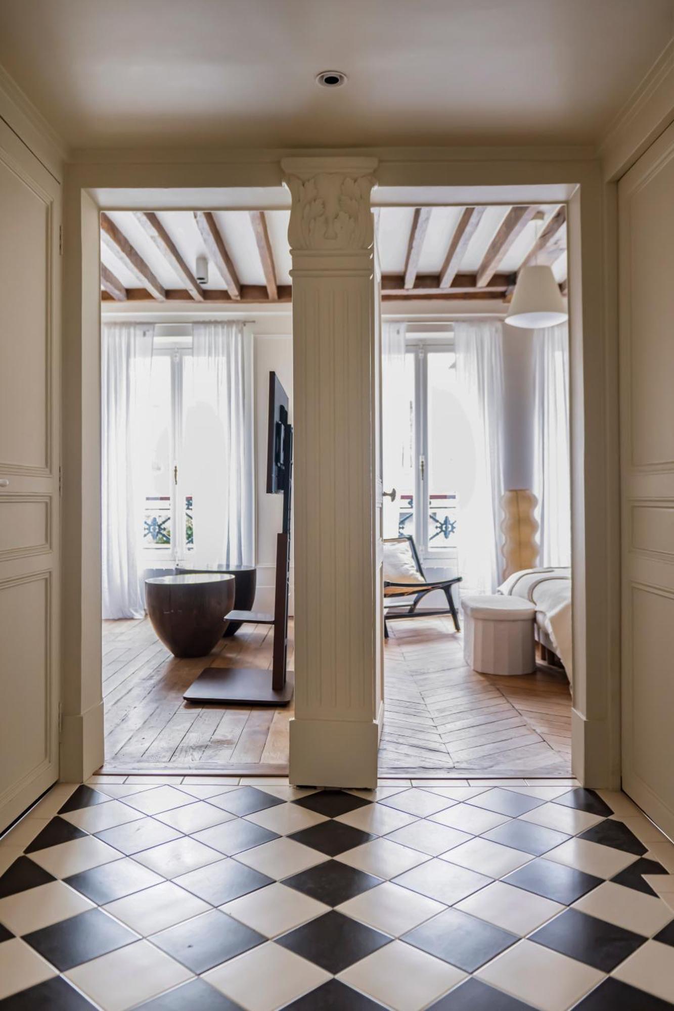 Apartment Ile-saint-louis *
