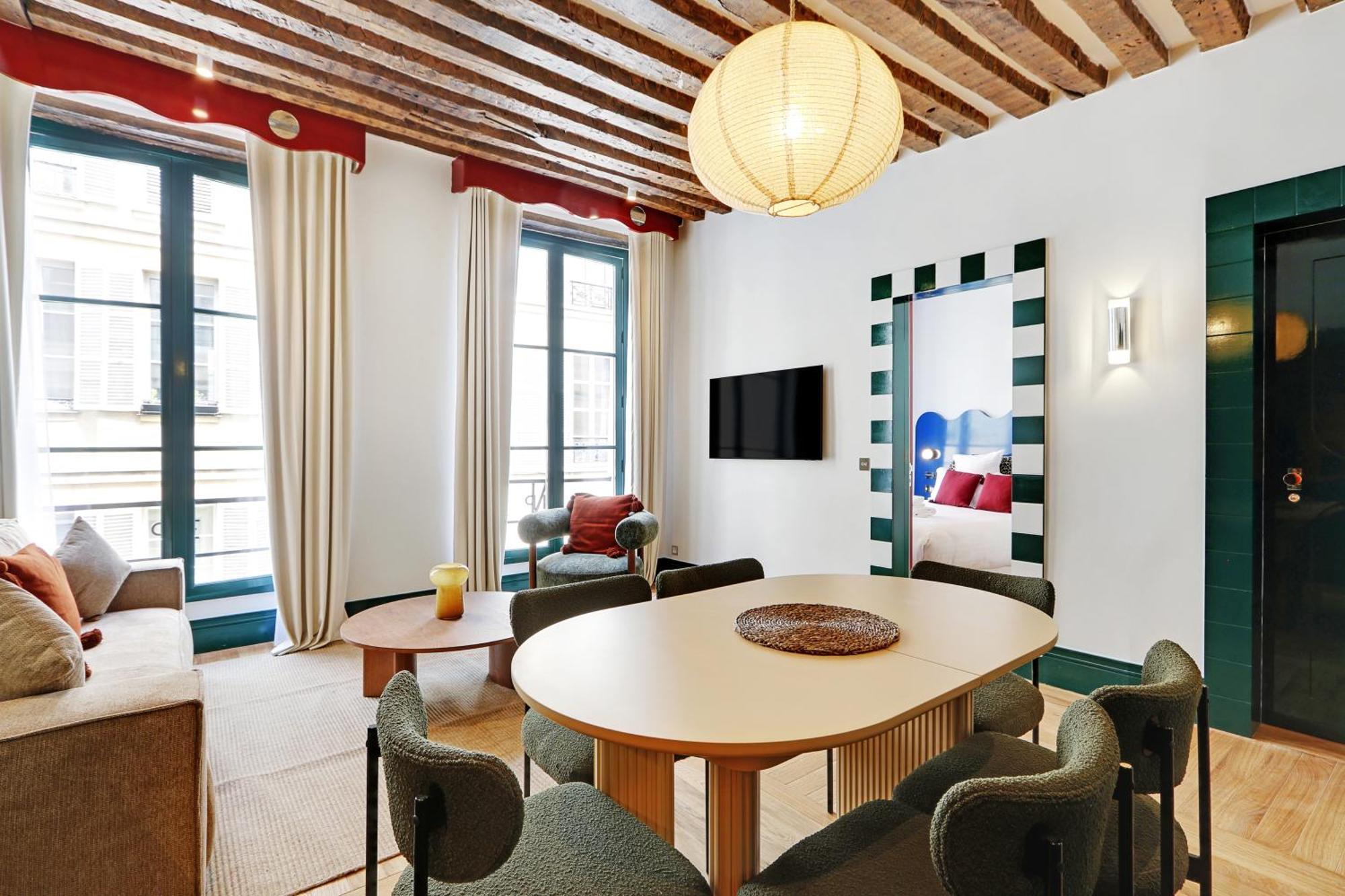 Collection Serviced In Notre Dame - Rue Savoie Appartement Paris