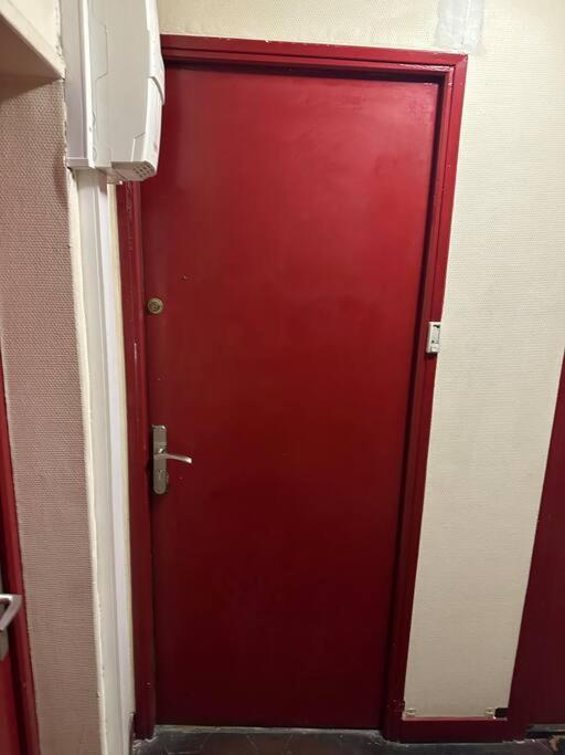 Rue De Vaugirard Apartment *
