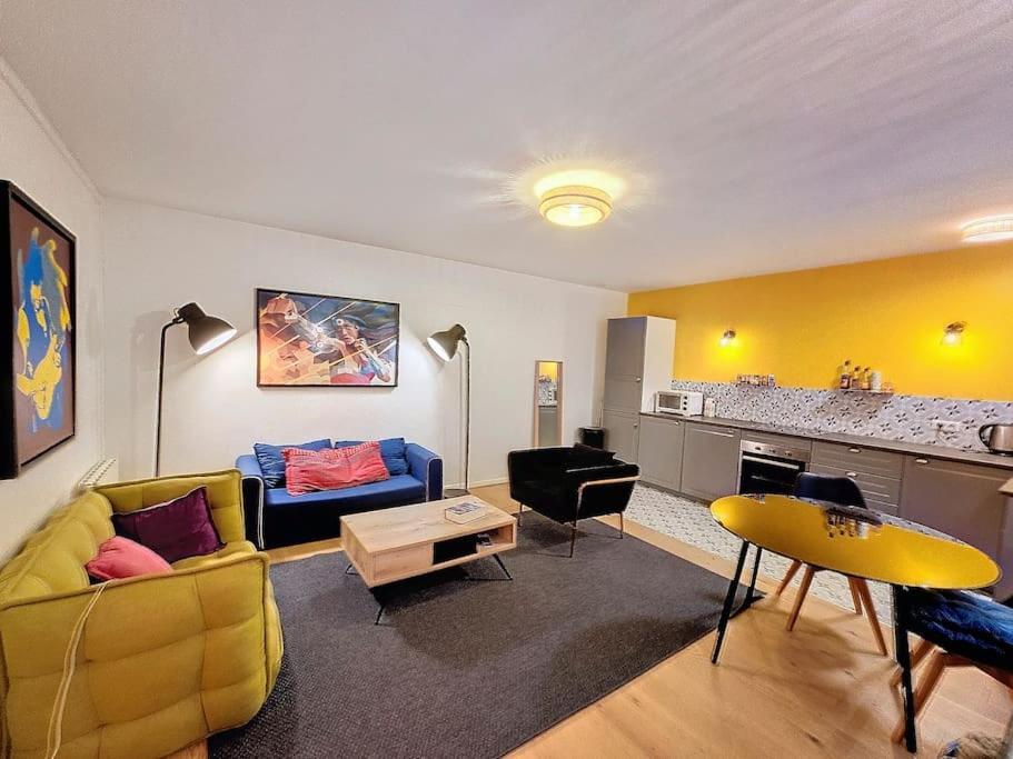 Tres Calme Sur Cour - Cardinet Apartment *