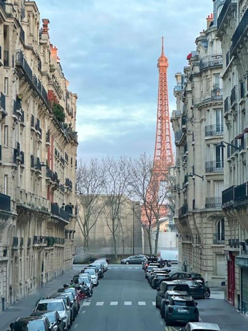 Grand Elegant - Vue Tour Eiffel *