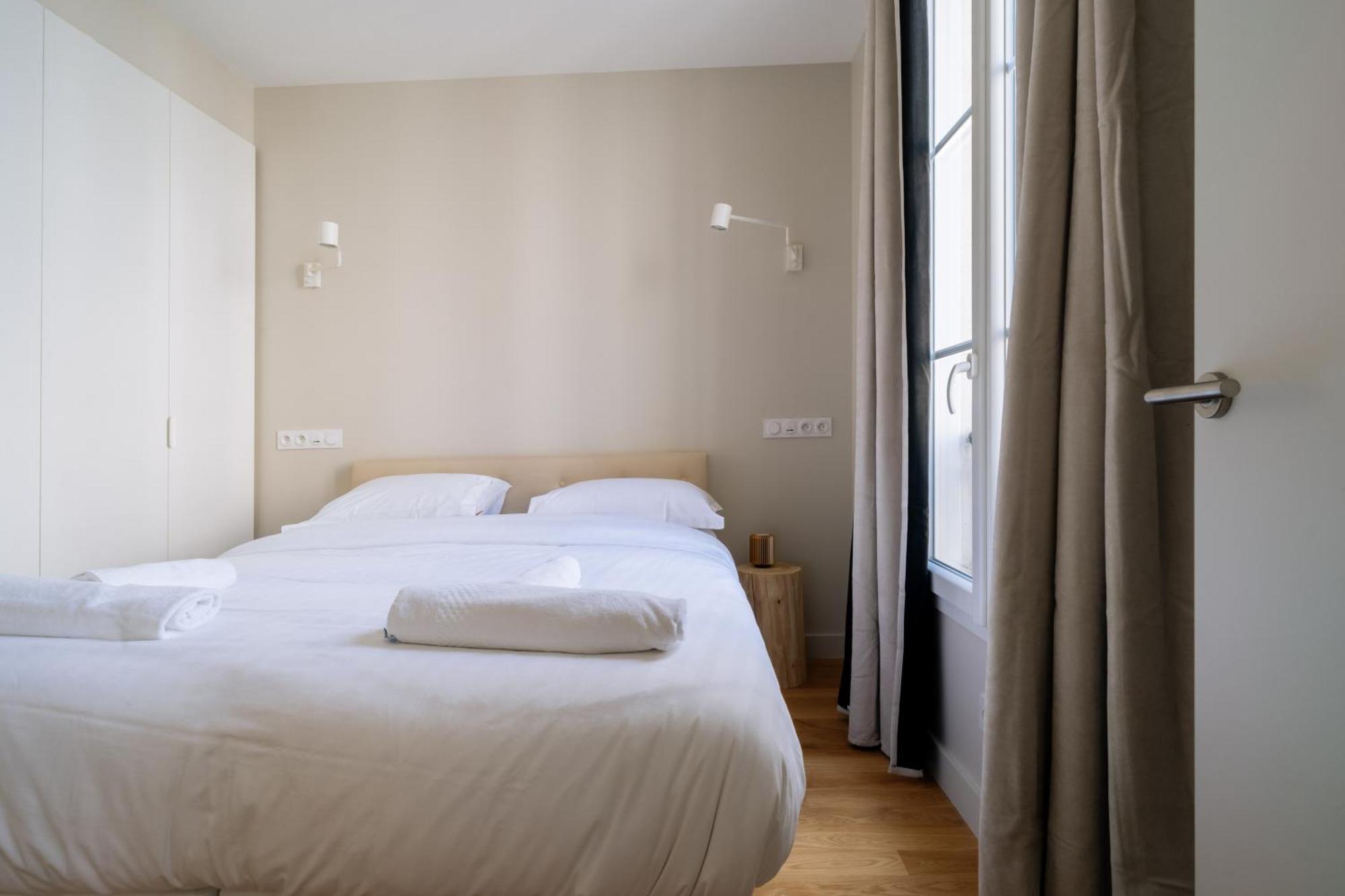 Stunning 1 Bedroom In Paris