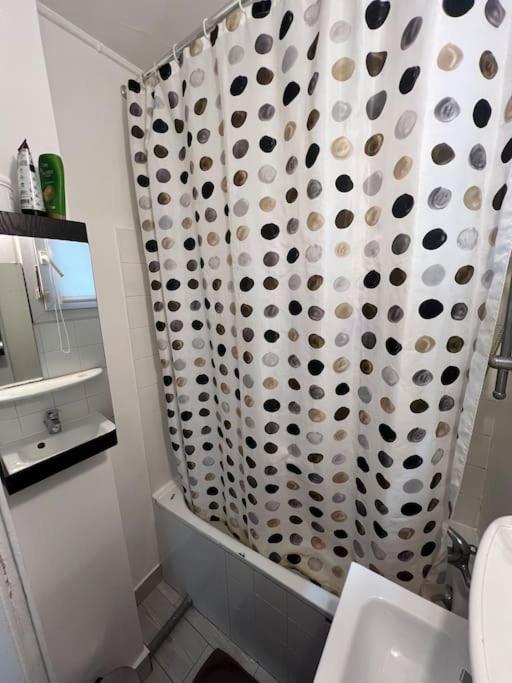 Apartment Appartement Central Paris *