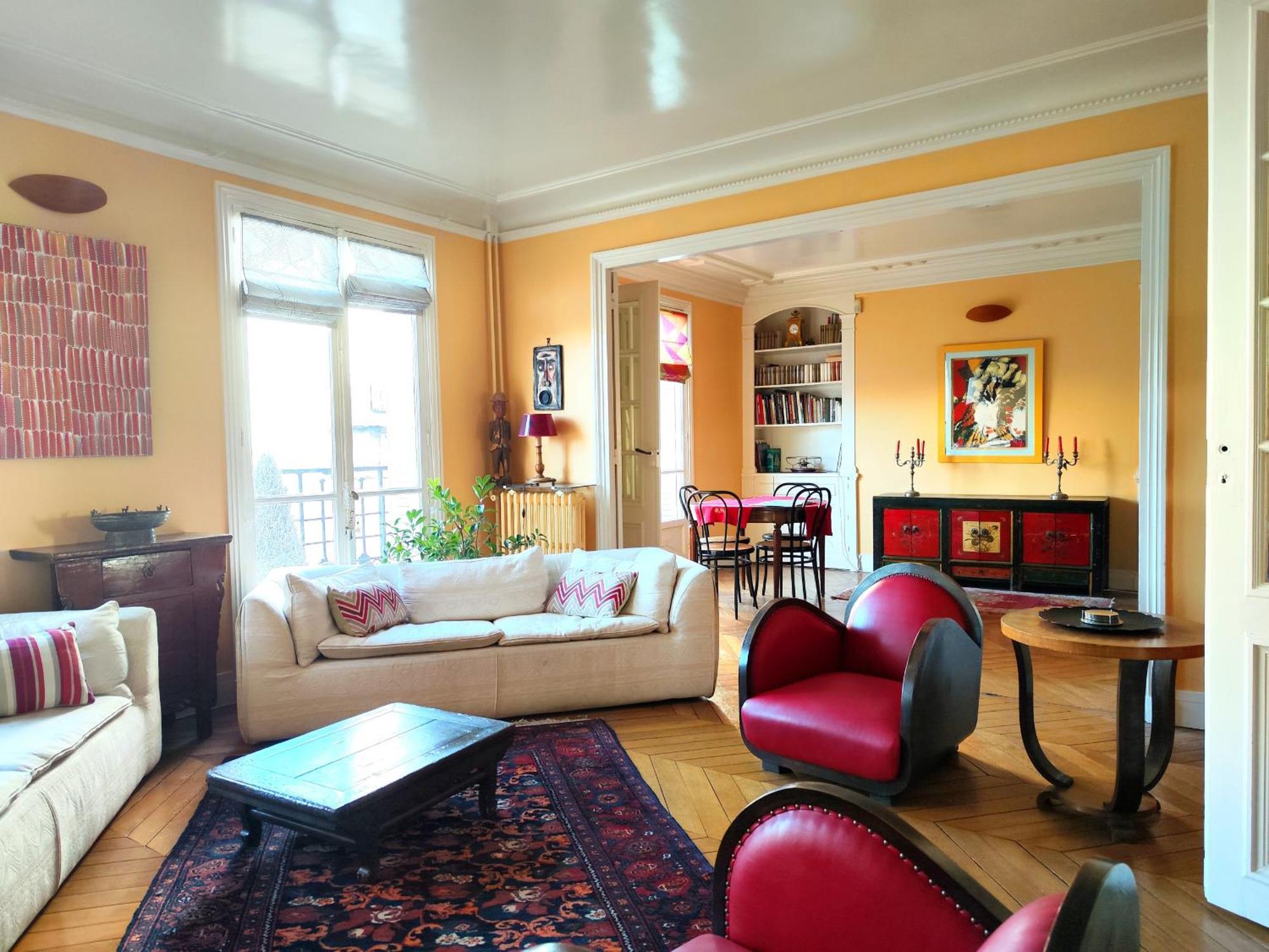 Appartement Rue Faustin Helie - 16 *